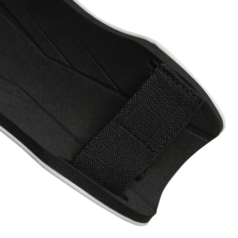 Ochraniacze Piłkarskie Adidas Tiro SG Training białe HN5605